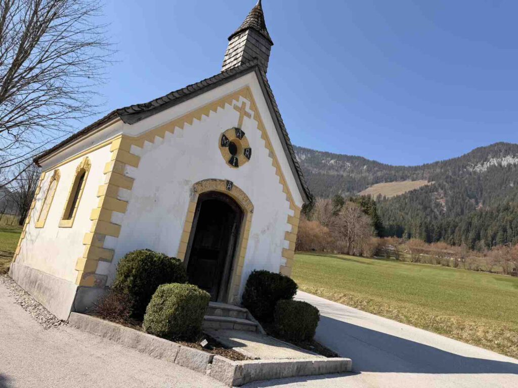 Pirchmooser Kapelle,Kleine Kapelle in Söll entlang des Spaziergangs